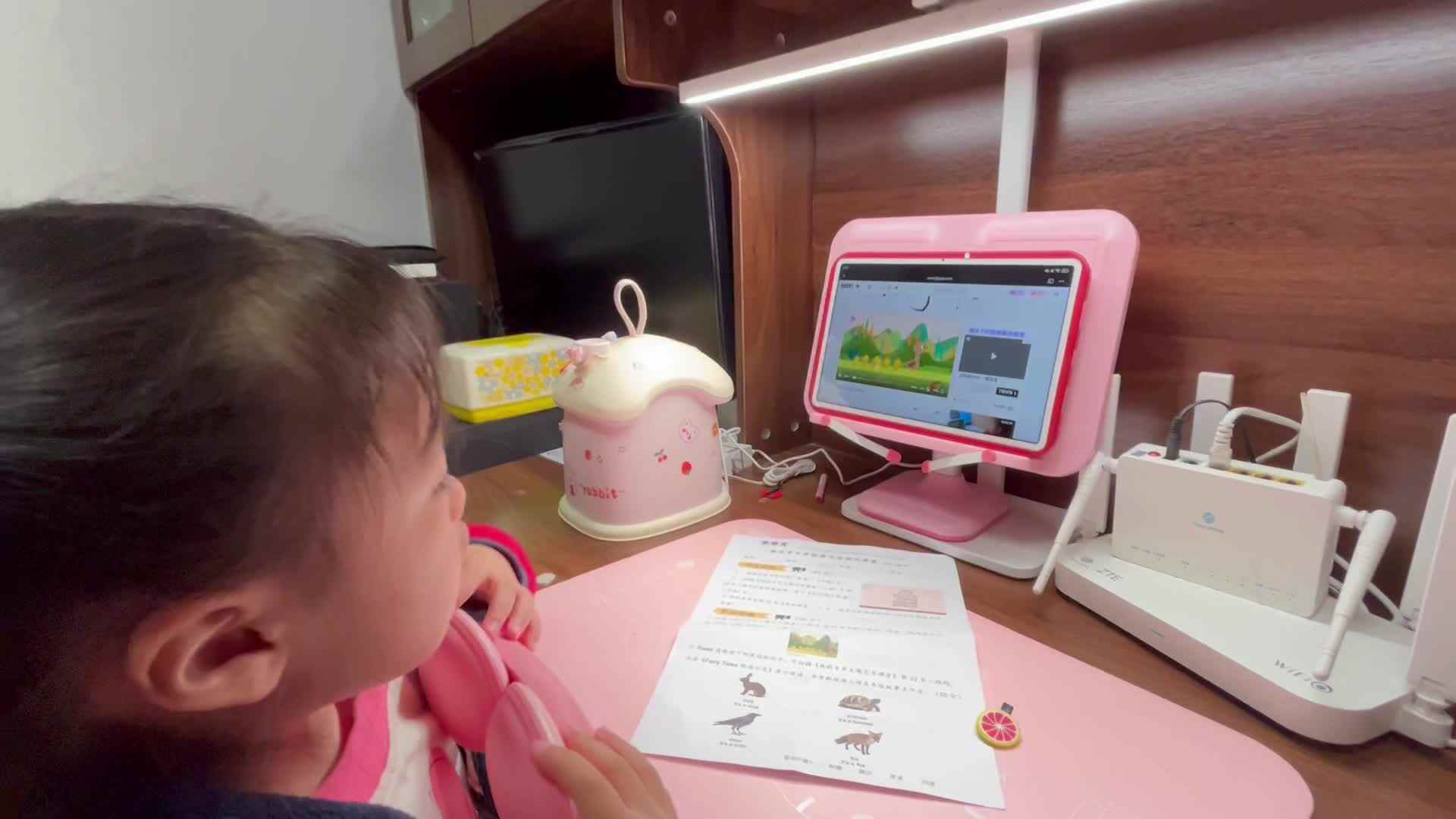 大B班李茵琪跟唱英文儿歌