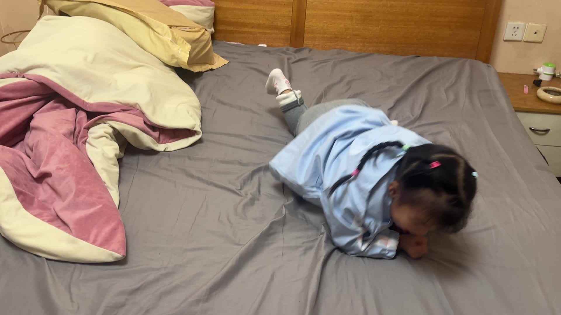 匍匐前进