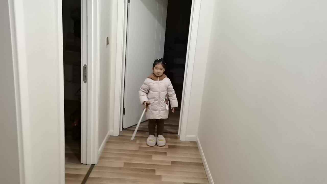 VID_20241223大B班宁汐言单脚都连续跳