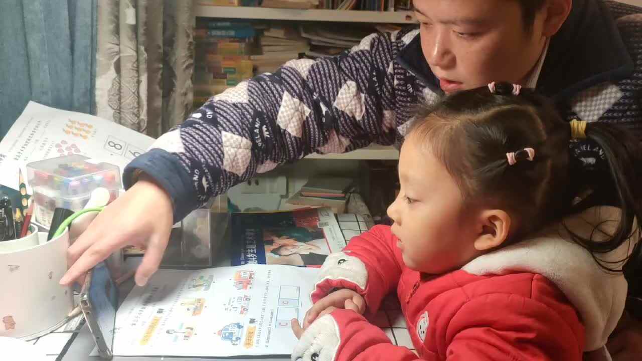 20241129陈灵兮闯关练习观看英文视频《C》