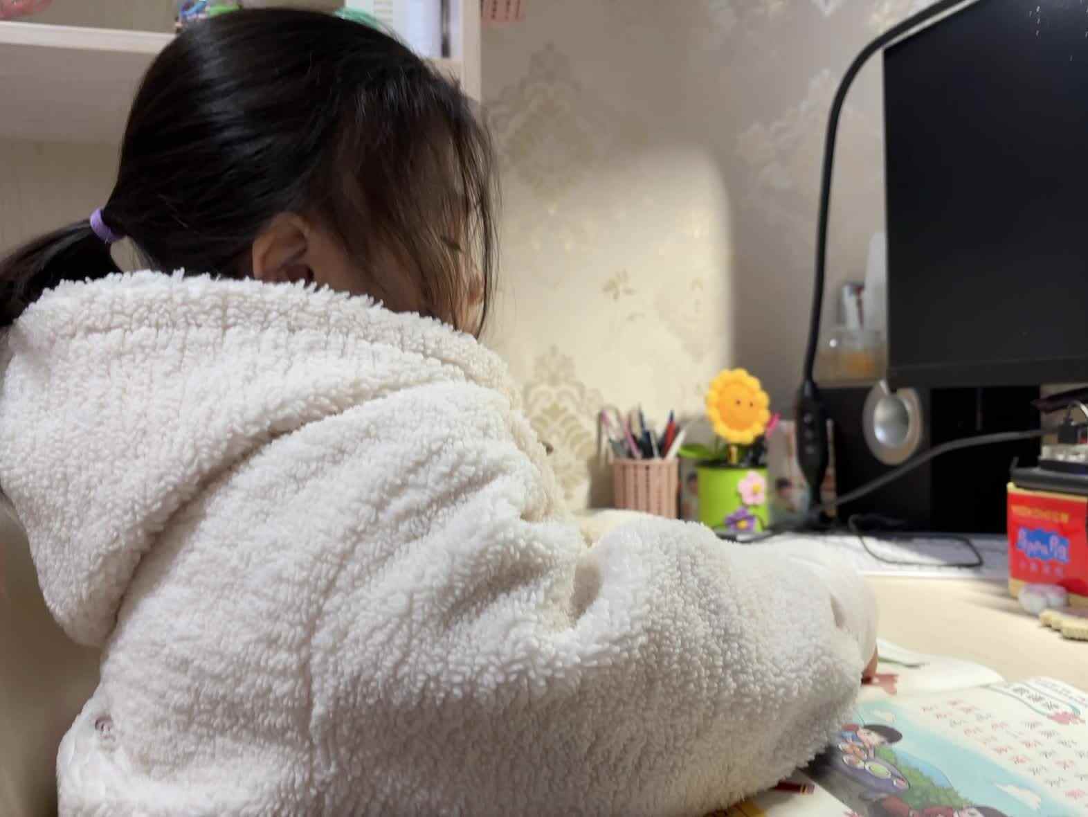 学前B班蒲依诺2024.12.16日指读(前鼻韵母an的拓展词组). mp4