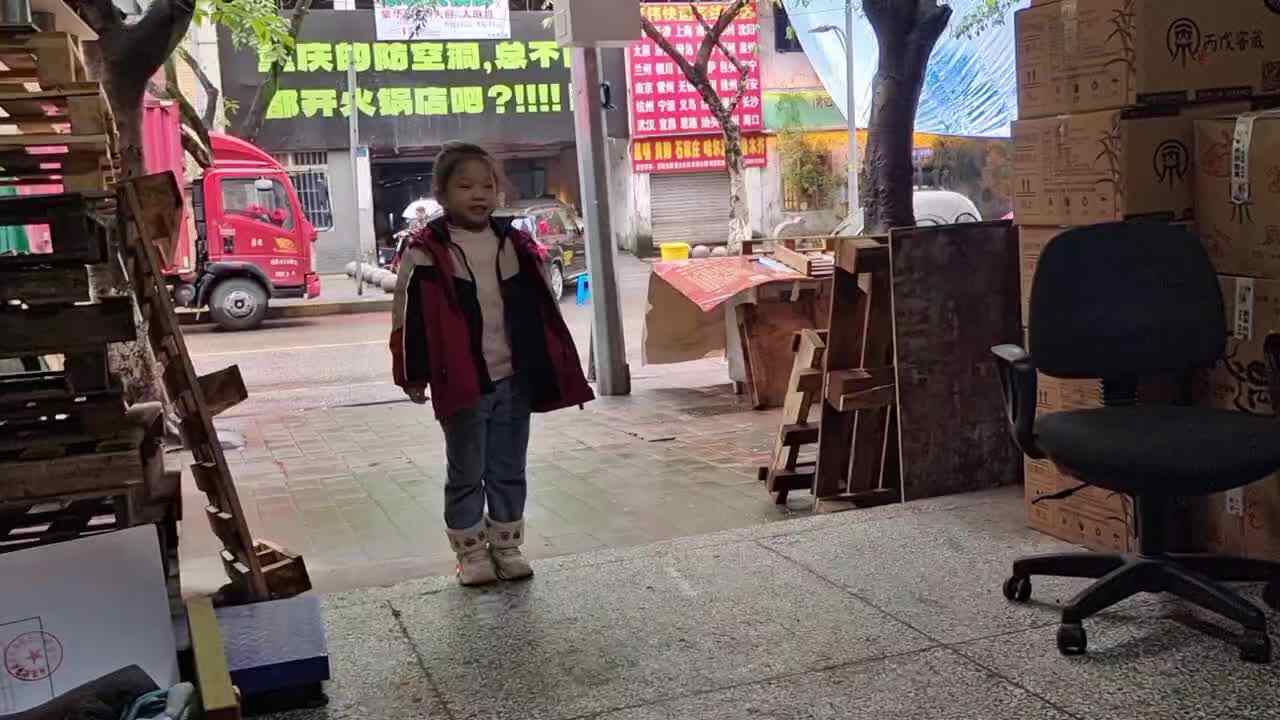 ⁣⁣⁣⁣大a班唐依依青蛙跳