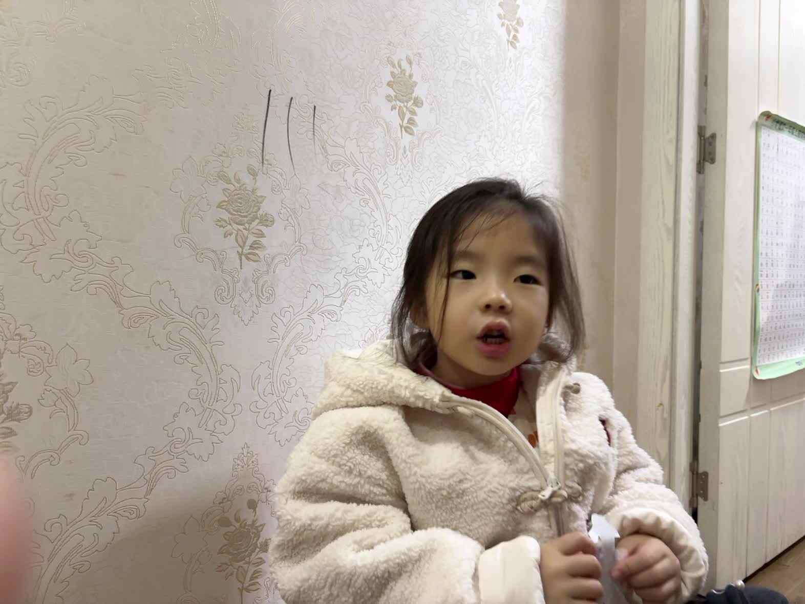 学前B班蒲依诺2024.12.16日背诵(凑十法秘籍).mp4