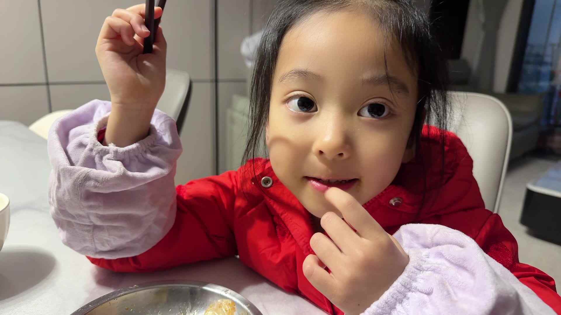 ⁣2026级B班20241218吴晨希闯关练习-使用筷子.mp4
