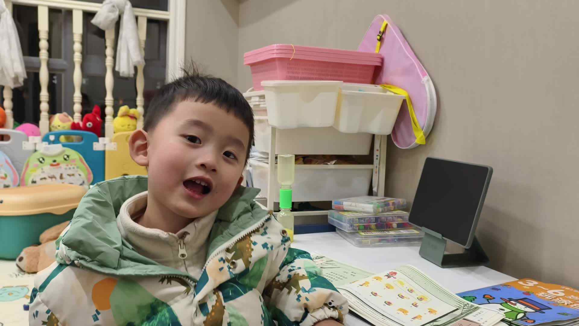 2024.12.19中A班李楷延——指读古诗《新竹》.mp4