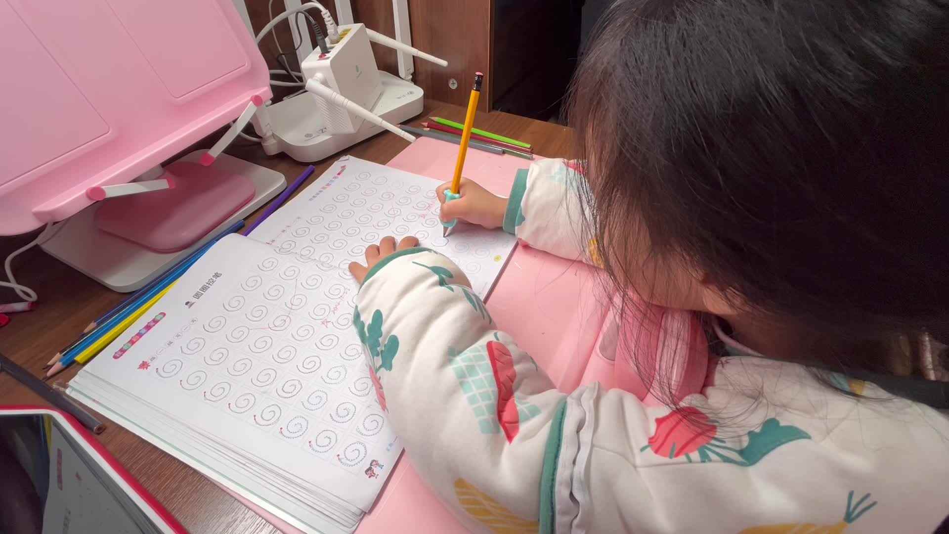 大B班李茵琪控笔练习