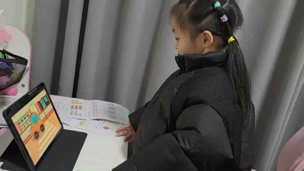中A班2024.12.15艾琰茹--跟唱 红绿灯