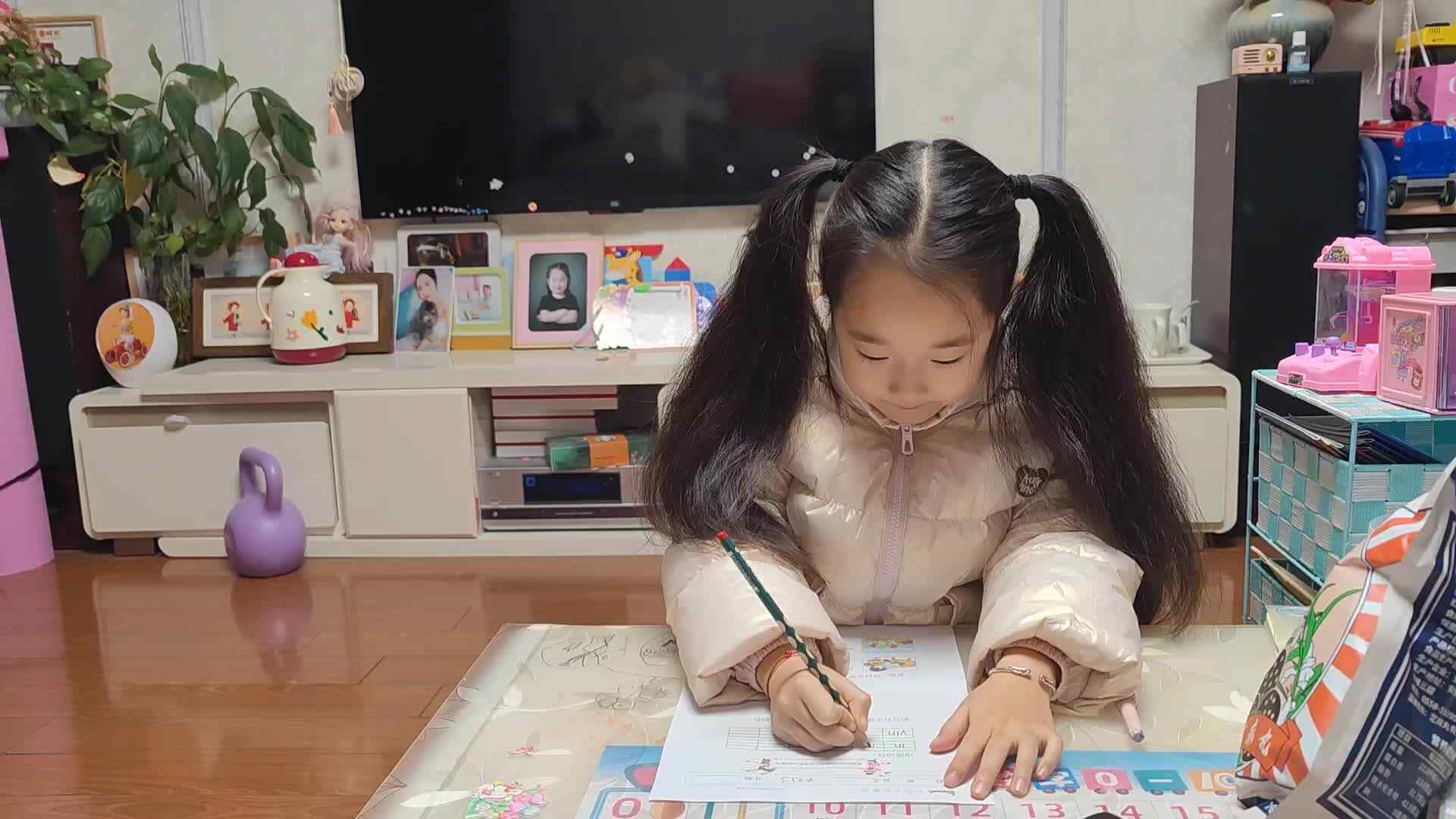 学B班朱佳柠20241218