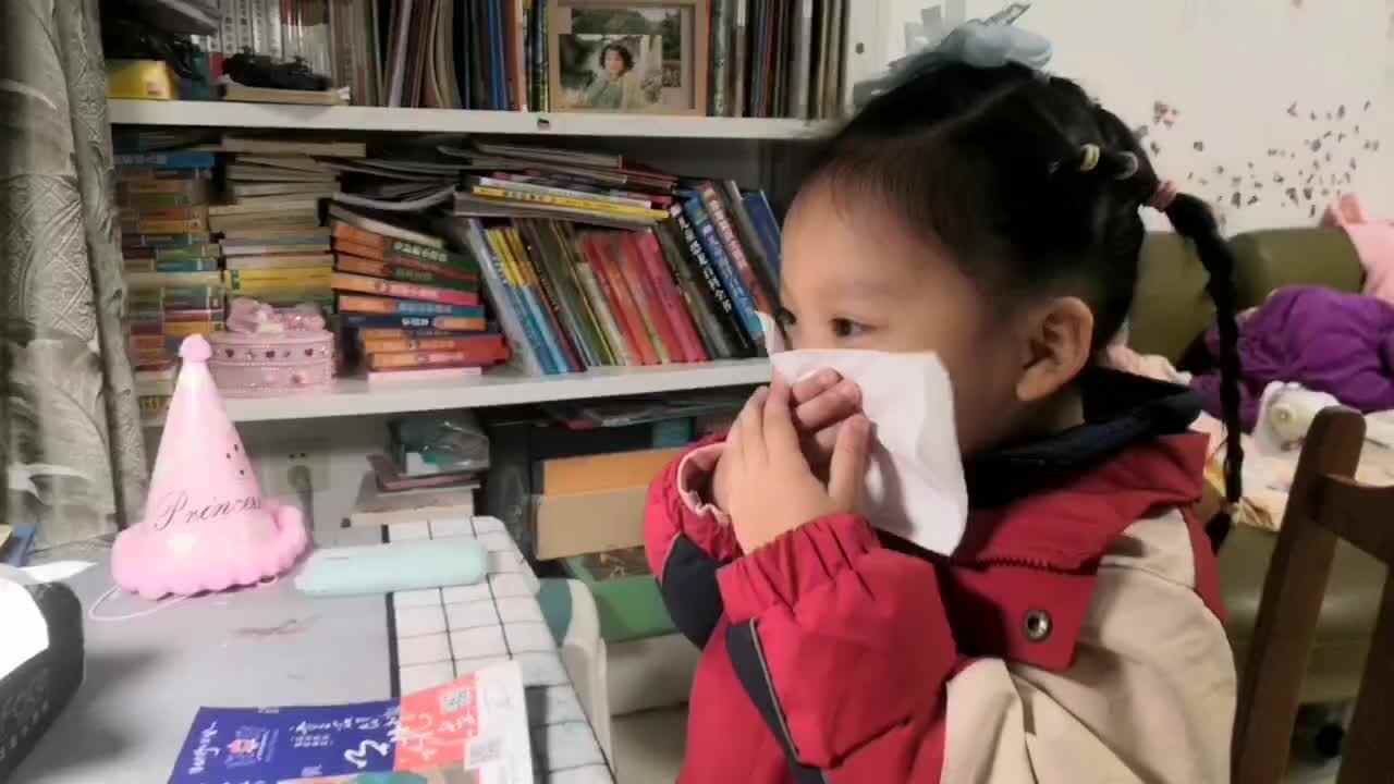 20241209陈灵兮闯关练习我会自己擦鼻涕