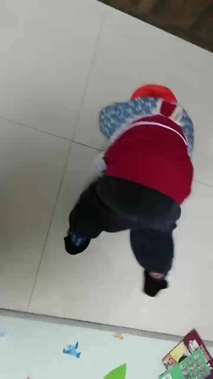 ⁣⁣⁣⁣中A班2024.12.16李柯辰爬步.mp4