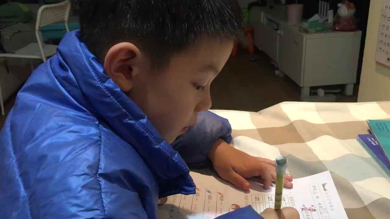 20241219学A班郭睿珩-拼读前鼻韵母un.mp4