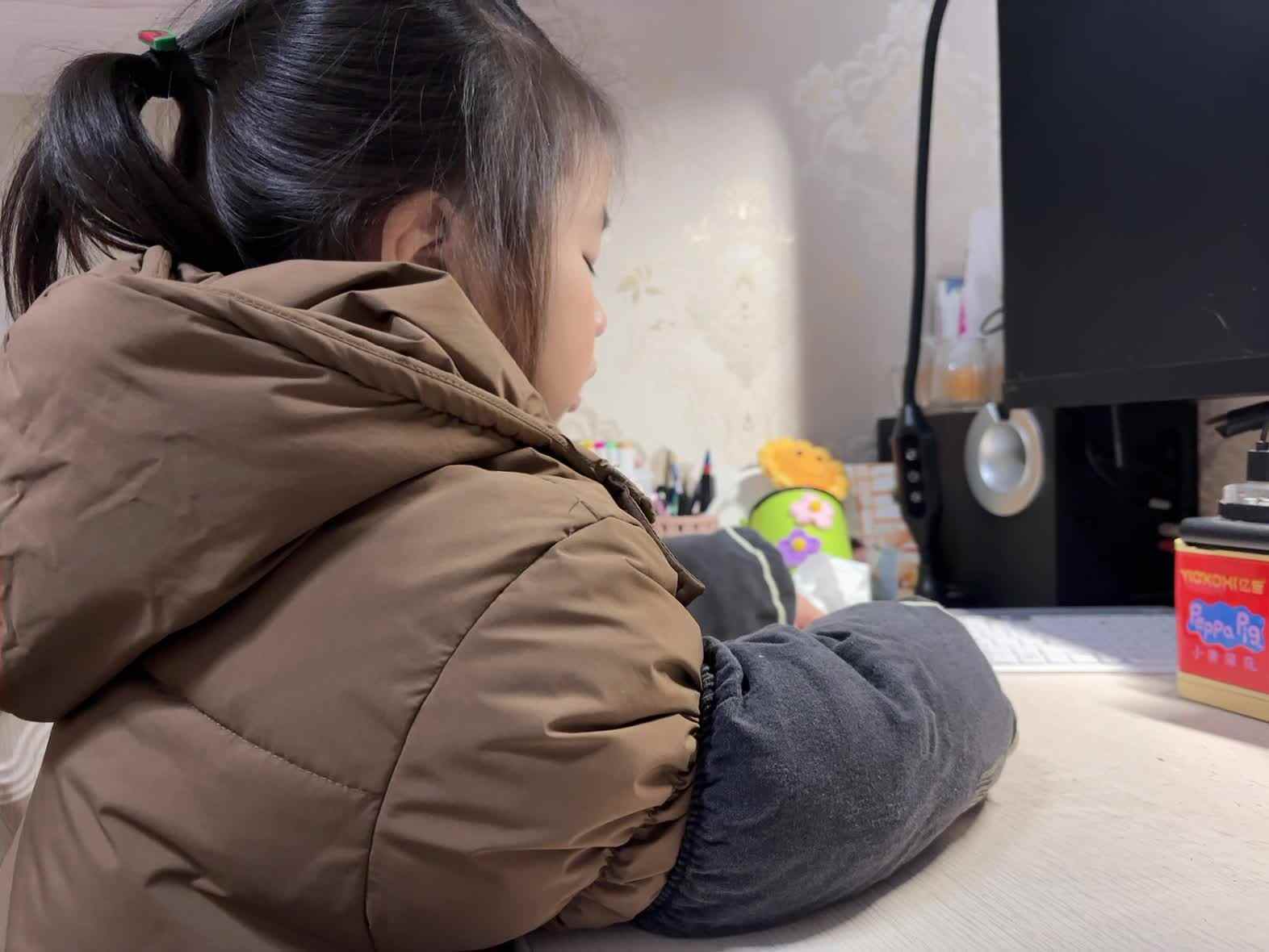 学前B班蒲依诺2024.12.20日背诵(破十法秘笈).mp4