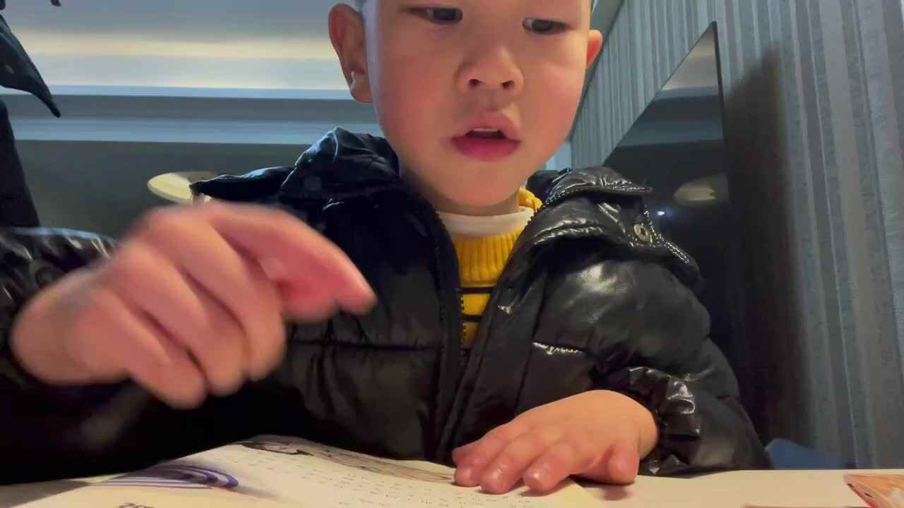 2025.1.2-大A班胡焌一《哥白尼和日心说》，单脚跳