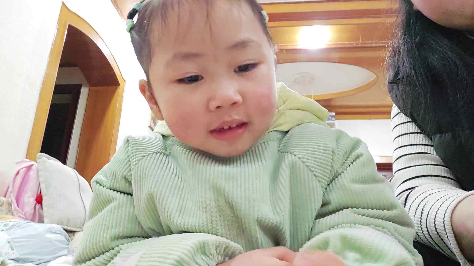 中A班2825.1.11张艺涵《夸父逐日》.mp4