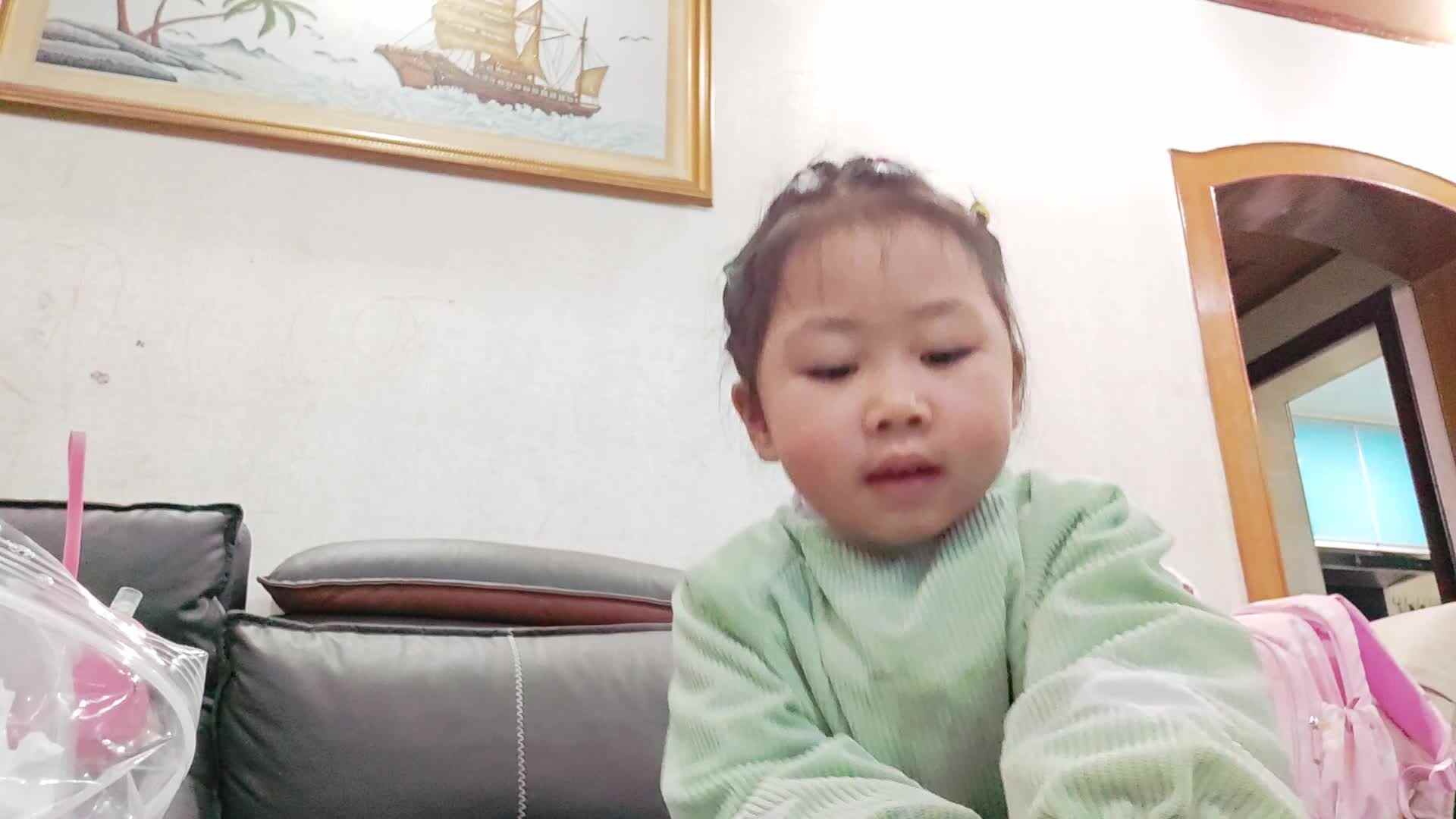 中A班2825.1.16张艺涵-复习古诗.mp4