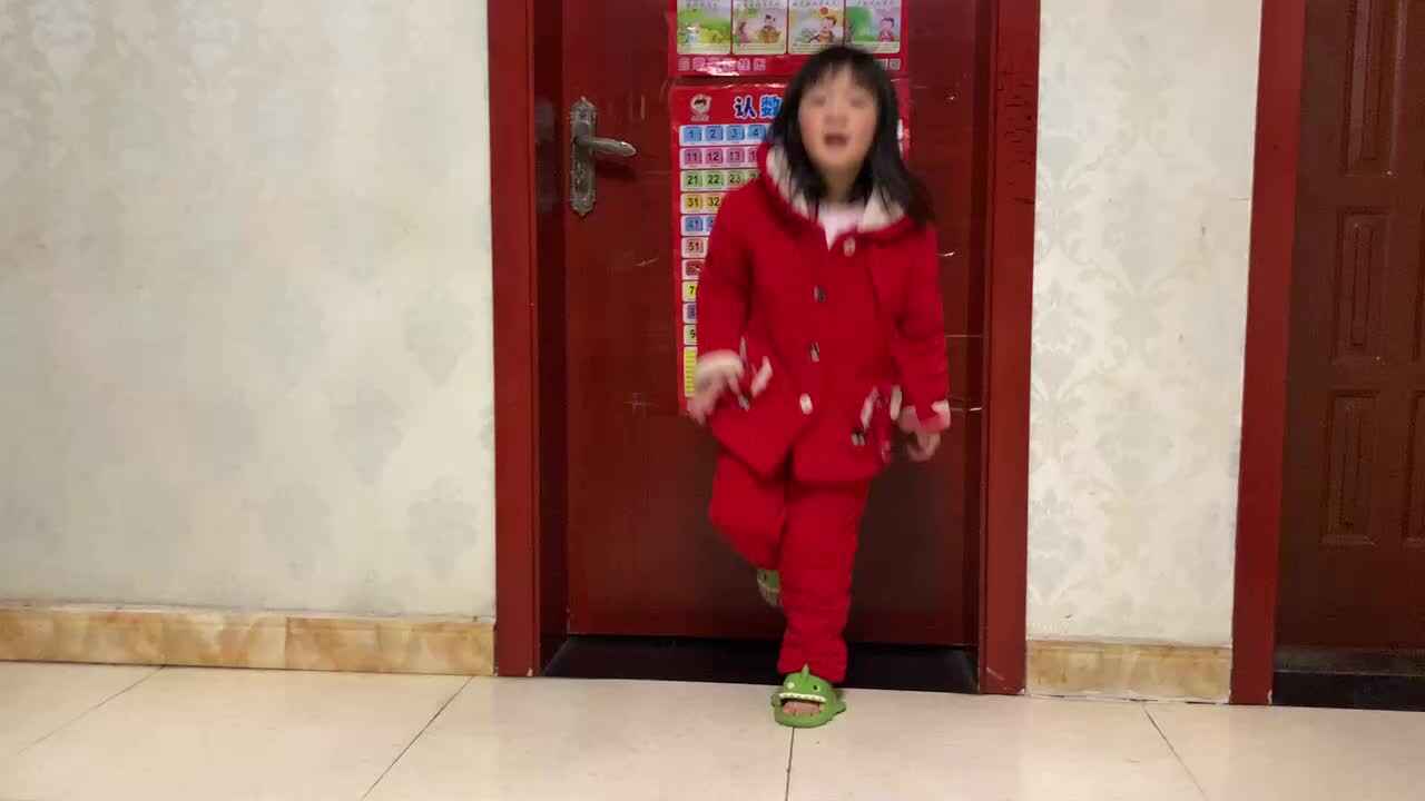 练习单脚跳