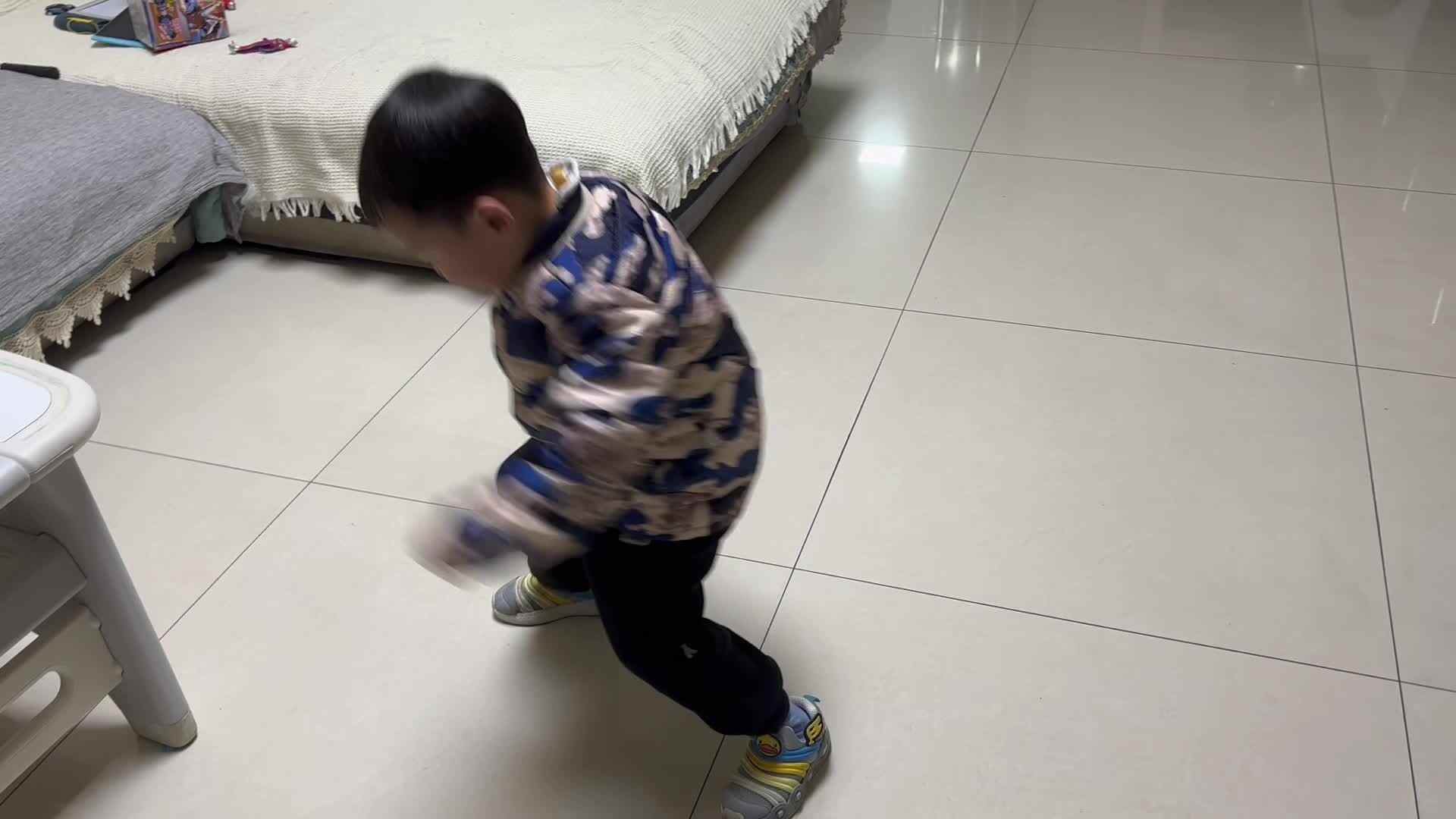 20250224➕中A班➕雷舒凡➕剪刀跳