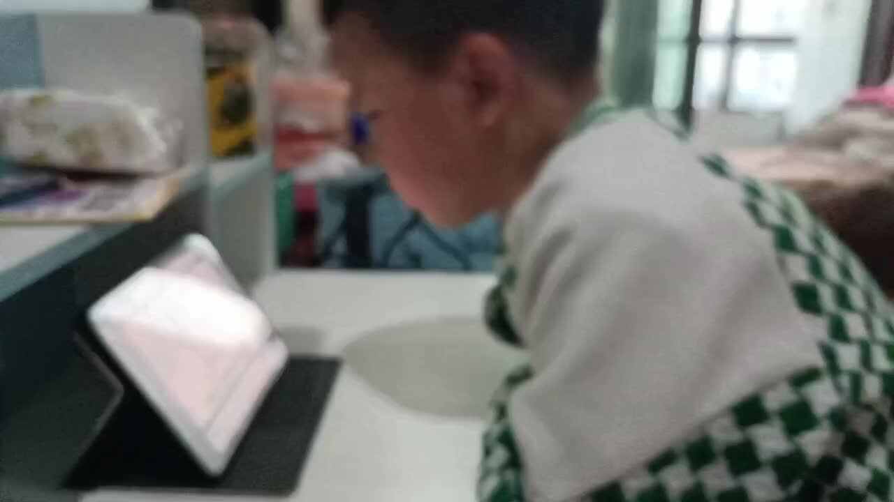 3.25大b 田熙辰（观看数字5） trim.339846FE-0B18-4EAC-BB1B-2C6C725BF830.MOV