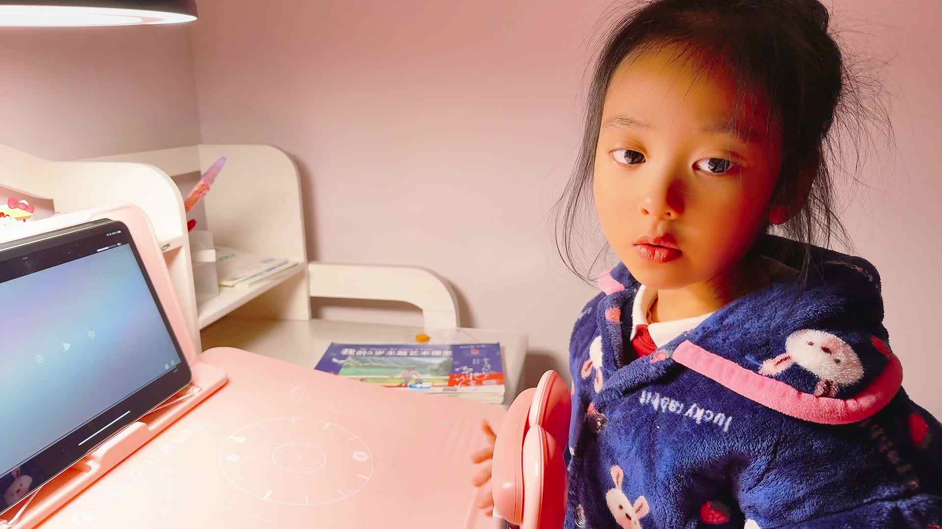 ⁣⁣2026级B班20250307吴晨希闯关练习-鲨鱼英语.mp4