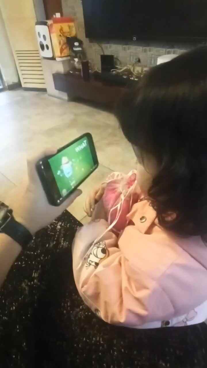 胡可昕闯关练习观看英文的儿歌