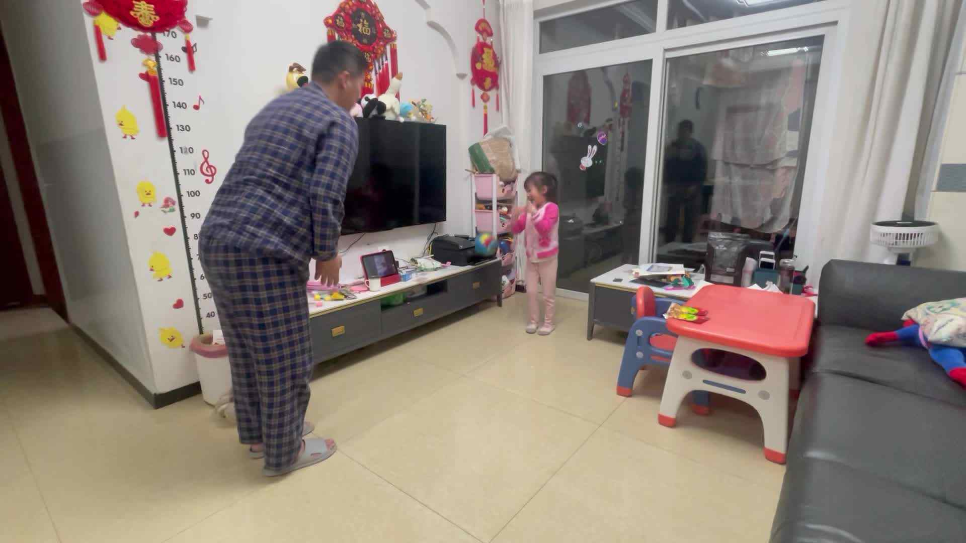 亲子游戏抛接球