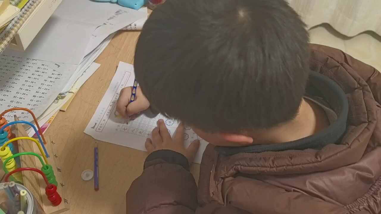 兰梓瀚数学作业单20240305.mp4