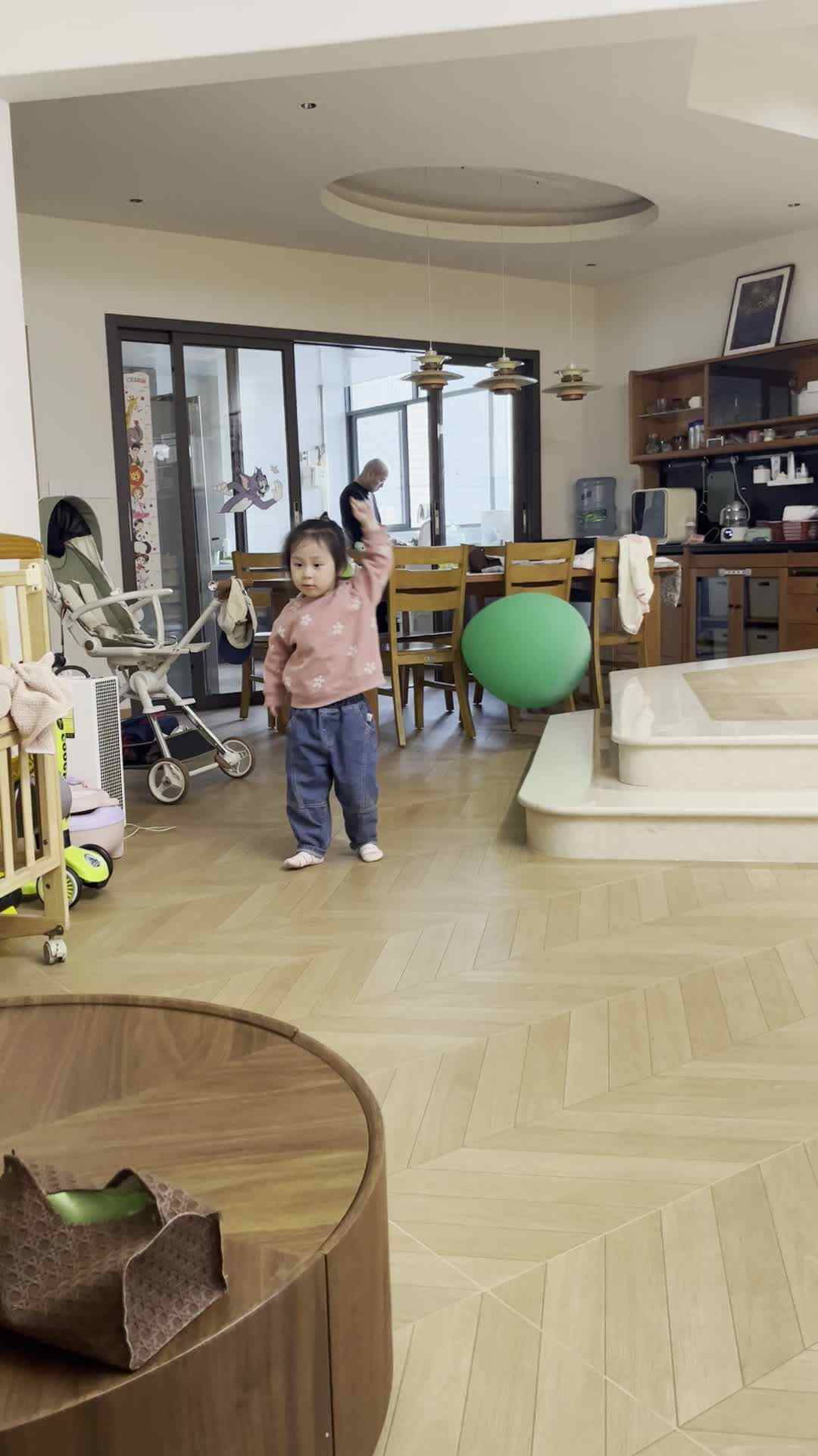 20250325叉腰双脚跳