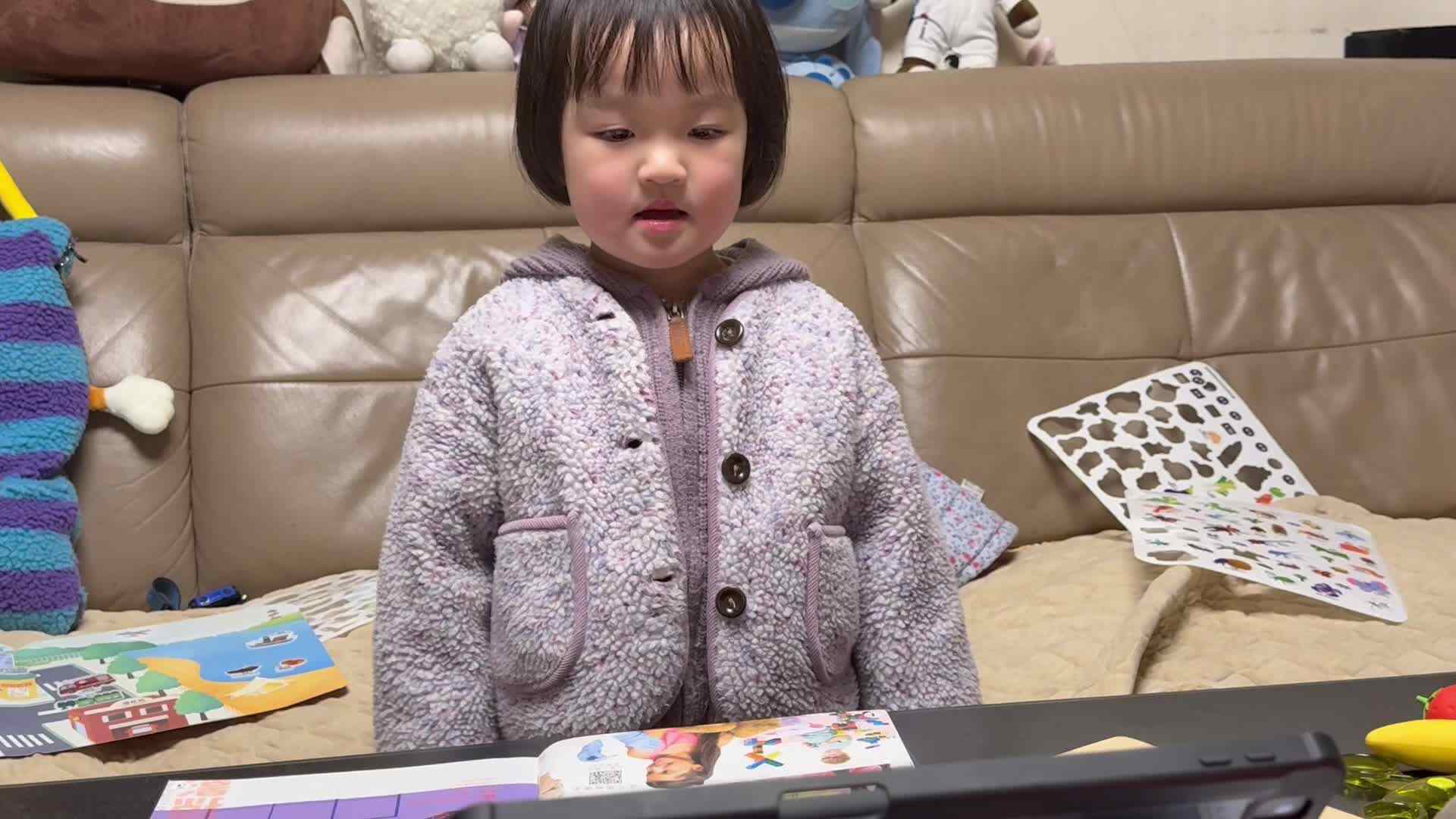 小A班陈品漪 吹泡泡