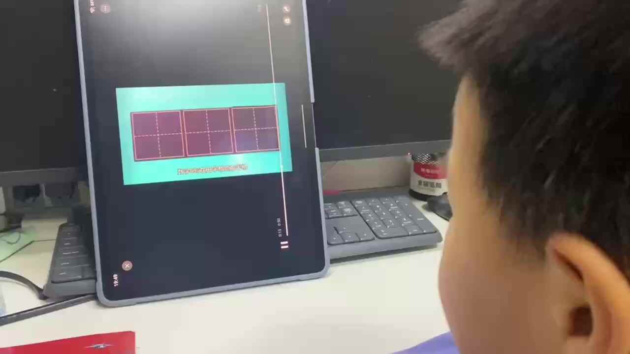 ⁣⁣大B班吕子垚观看视频（数字6并书写数字6）20250326