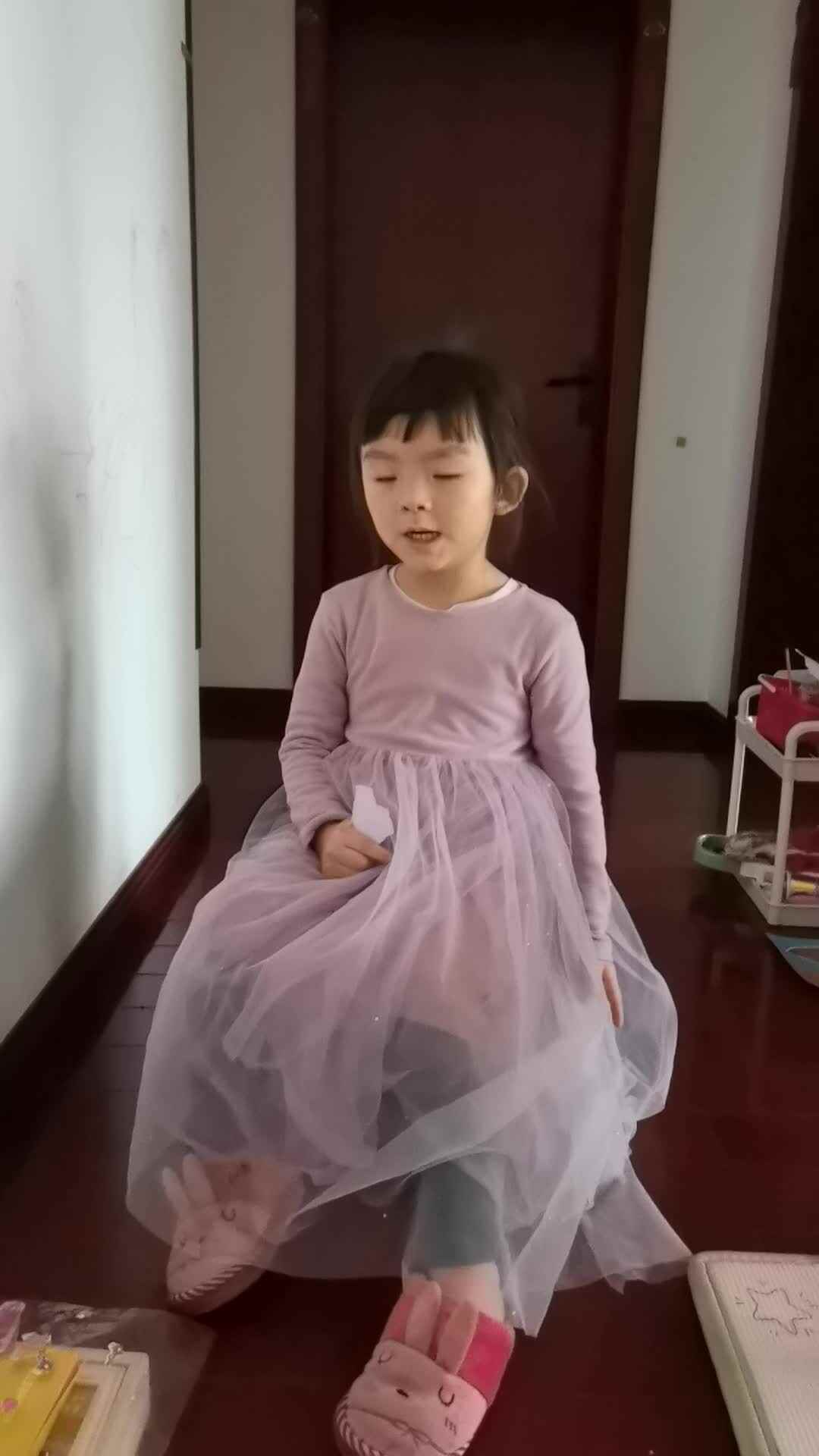 背诵古诗《清明日狸渡道中》