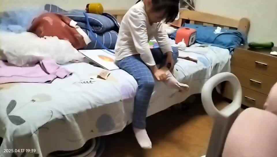 20250417大A于陈昱《穿脱袜子》.mp4