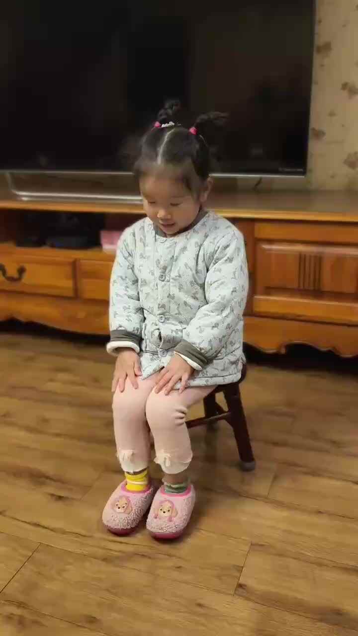 实验小班伊伊.mov