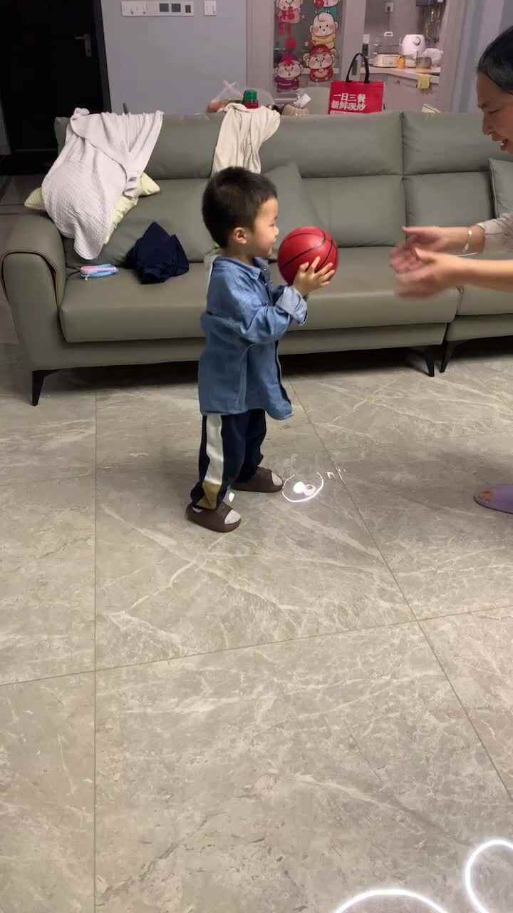 练习抛接球