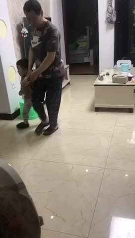 练习S弯跑步