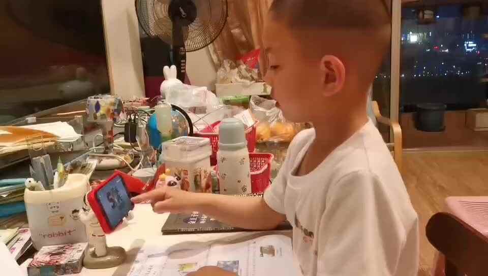 观看英语视频