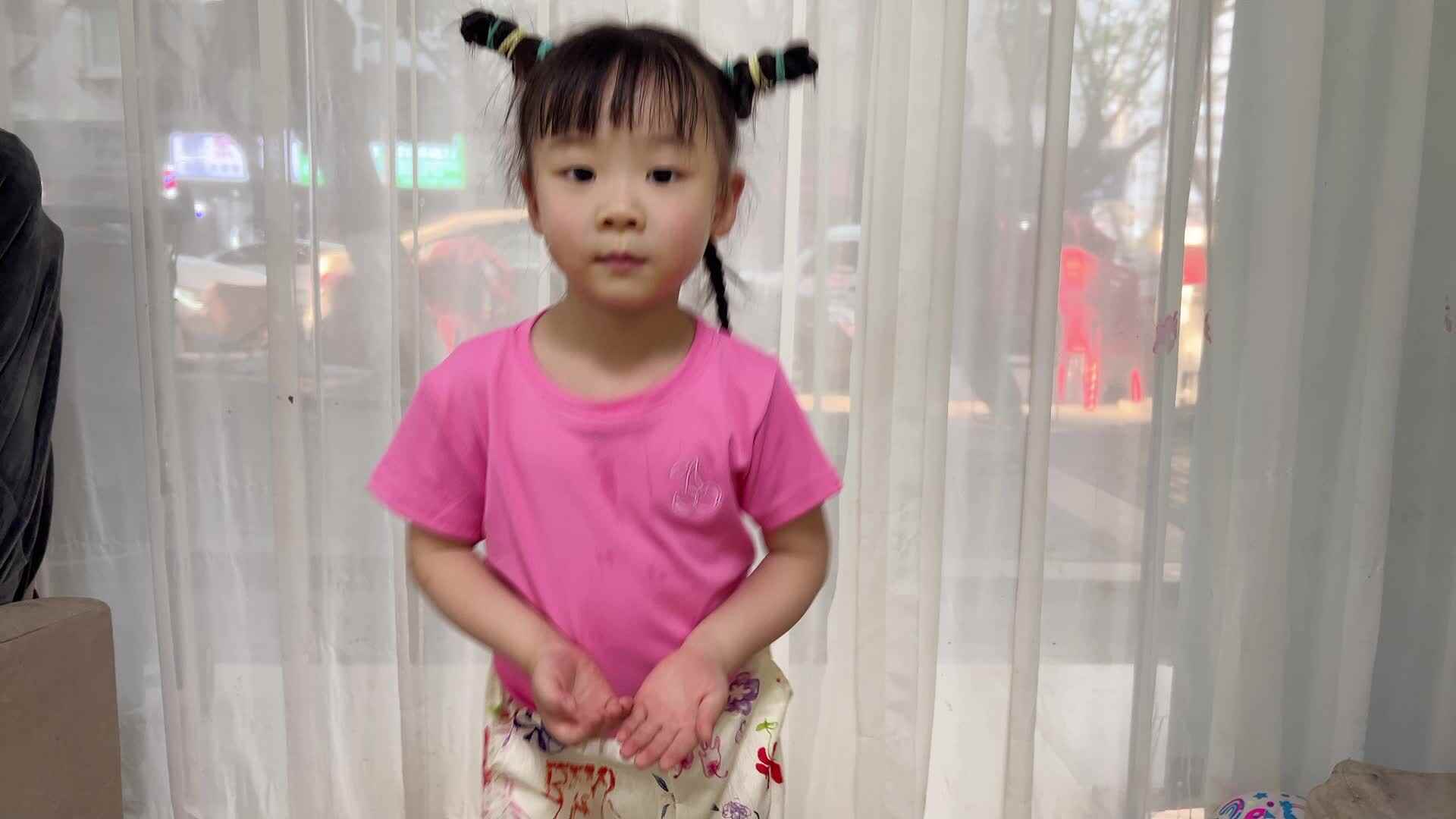 2025年5月20日中A班夏爱林～体能训练（左右跳）