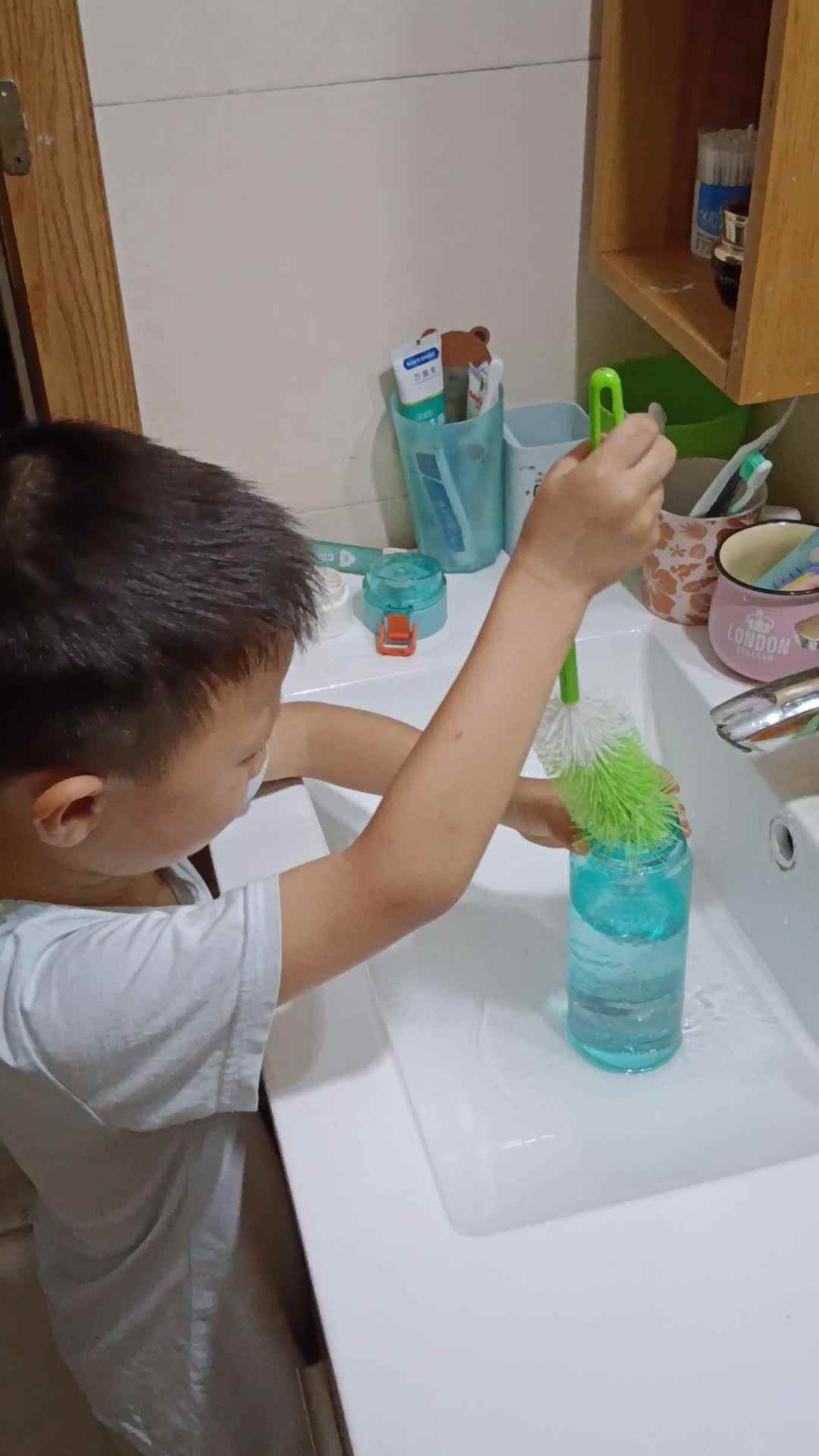 video_20250519_212436.mp4
