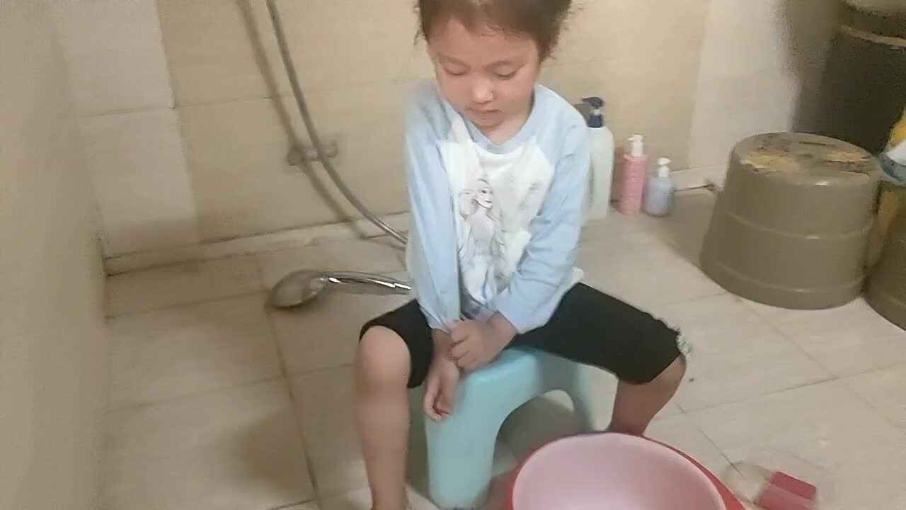 30250527陈灵兮闯关练习《洗袜子》