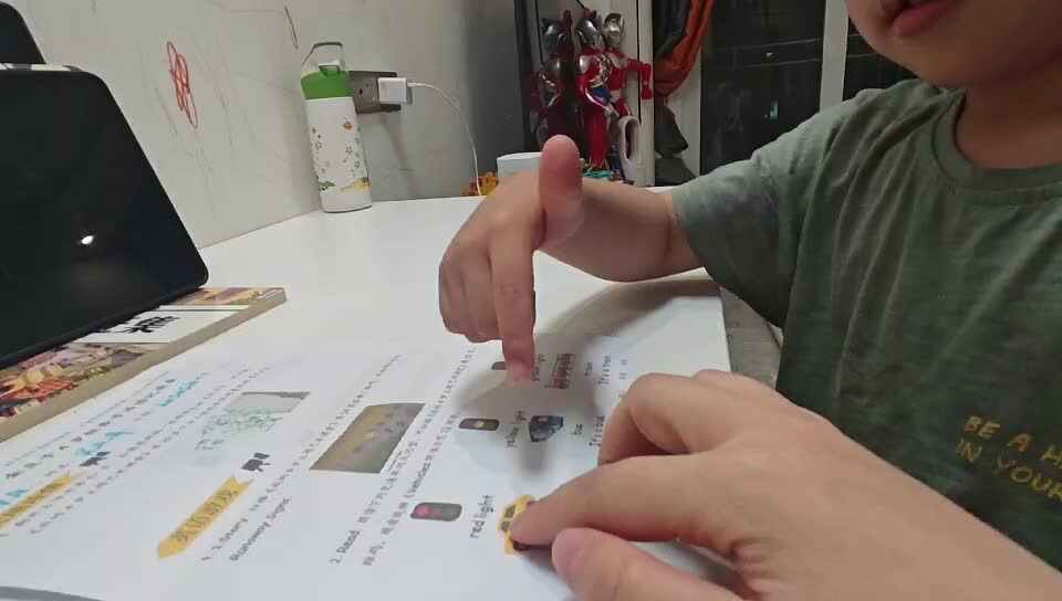 中A云泽20250510-逻辑思维游戏单-阅读单词