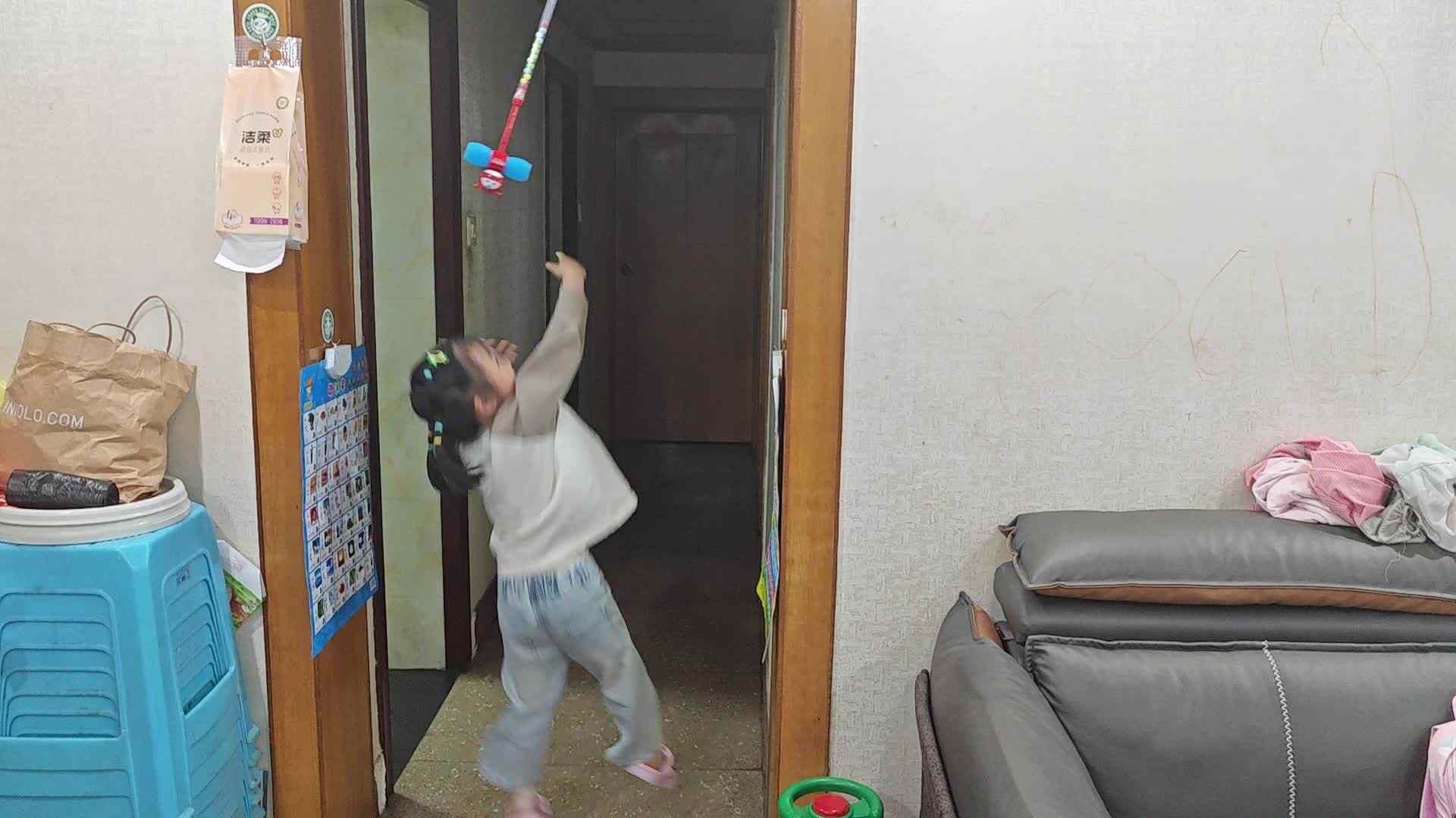 中A班2025.5.6张艺涵-体能练习.mp4