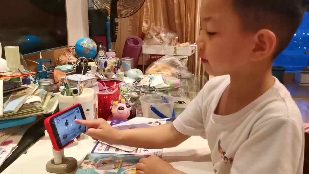 跟读英语