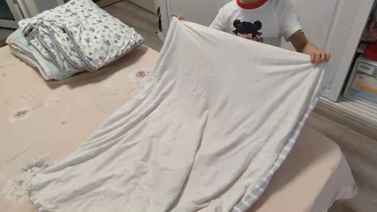 大B班 徐子伊 叠被子
