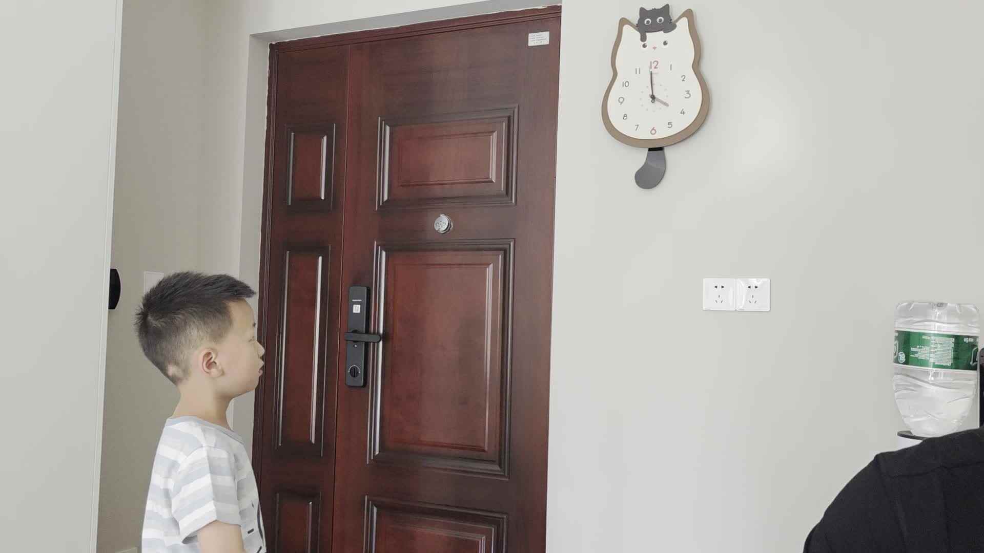 VID_20250511_155929.mp4