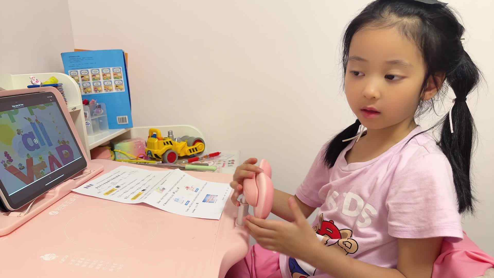 ⁣2026级B班20250523吴晨希闯关练习-鲨鱼英语.mp4