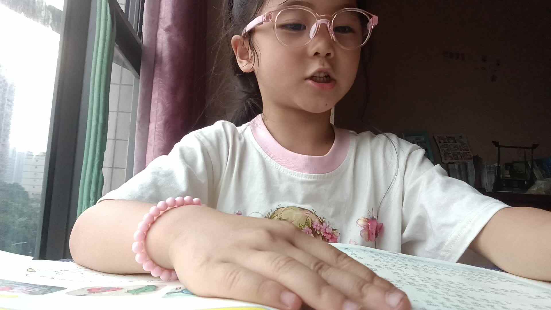 20250514学前B班任依恬指读《做什么事最快乐》
