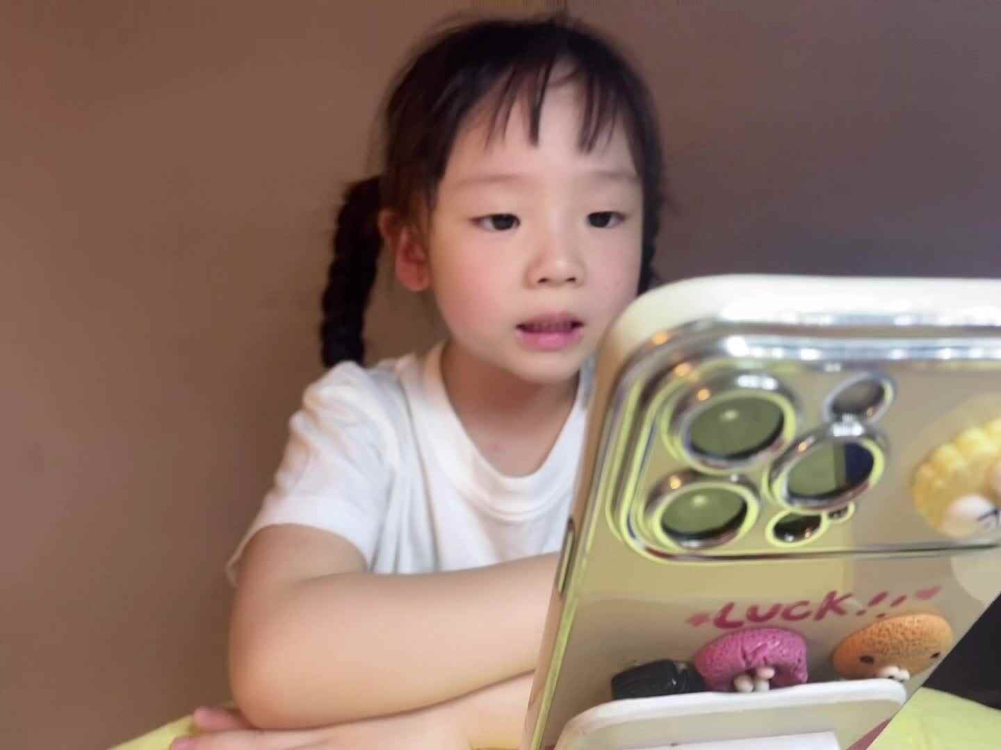 2025年6月27日中A班夏爱林～指读英语单词