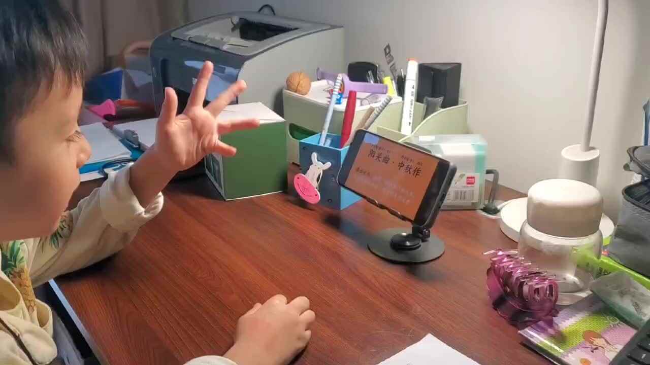 2025.6.14大B班王千与 学习古诗【阳关曲-中秋月】