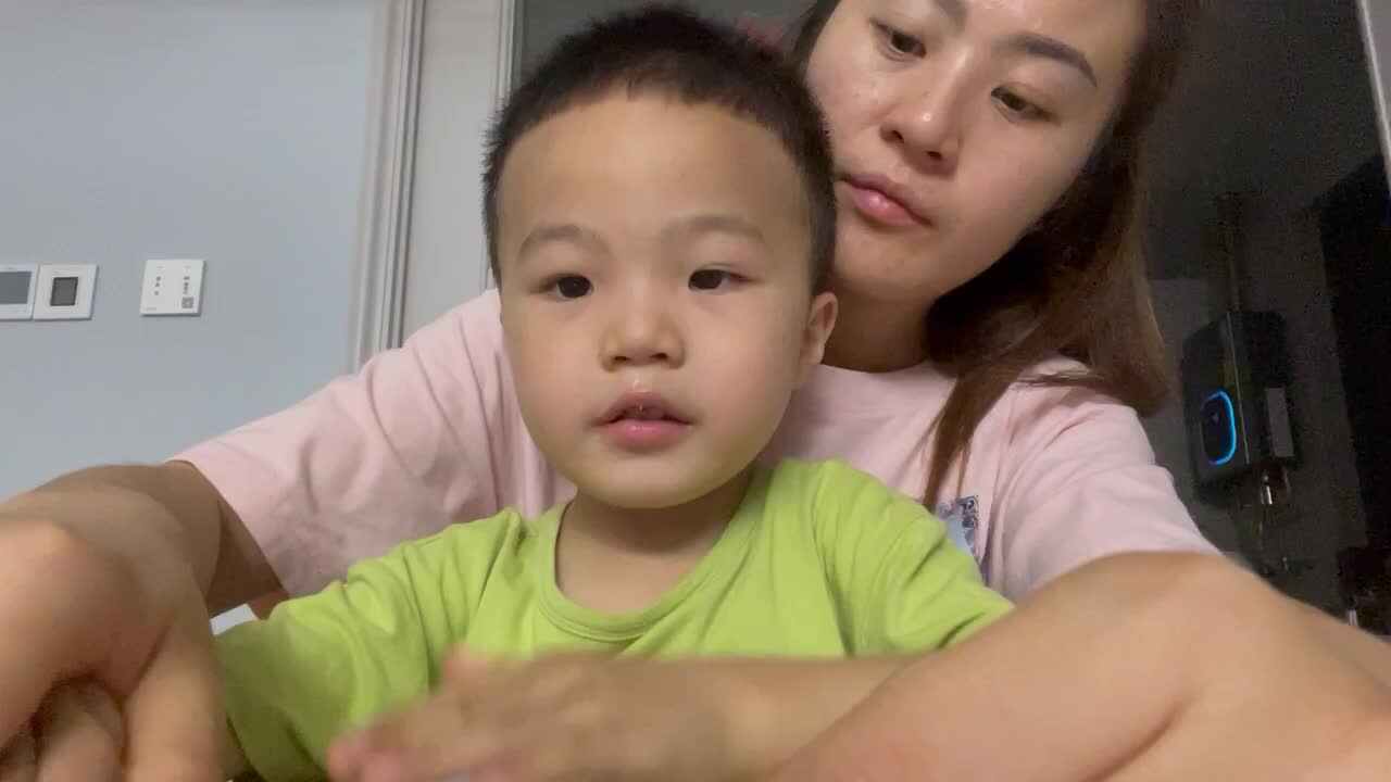 指读绘本《鹦鹉学话》