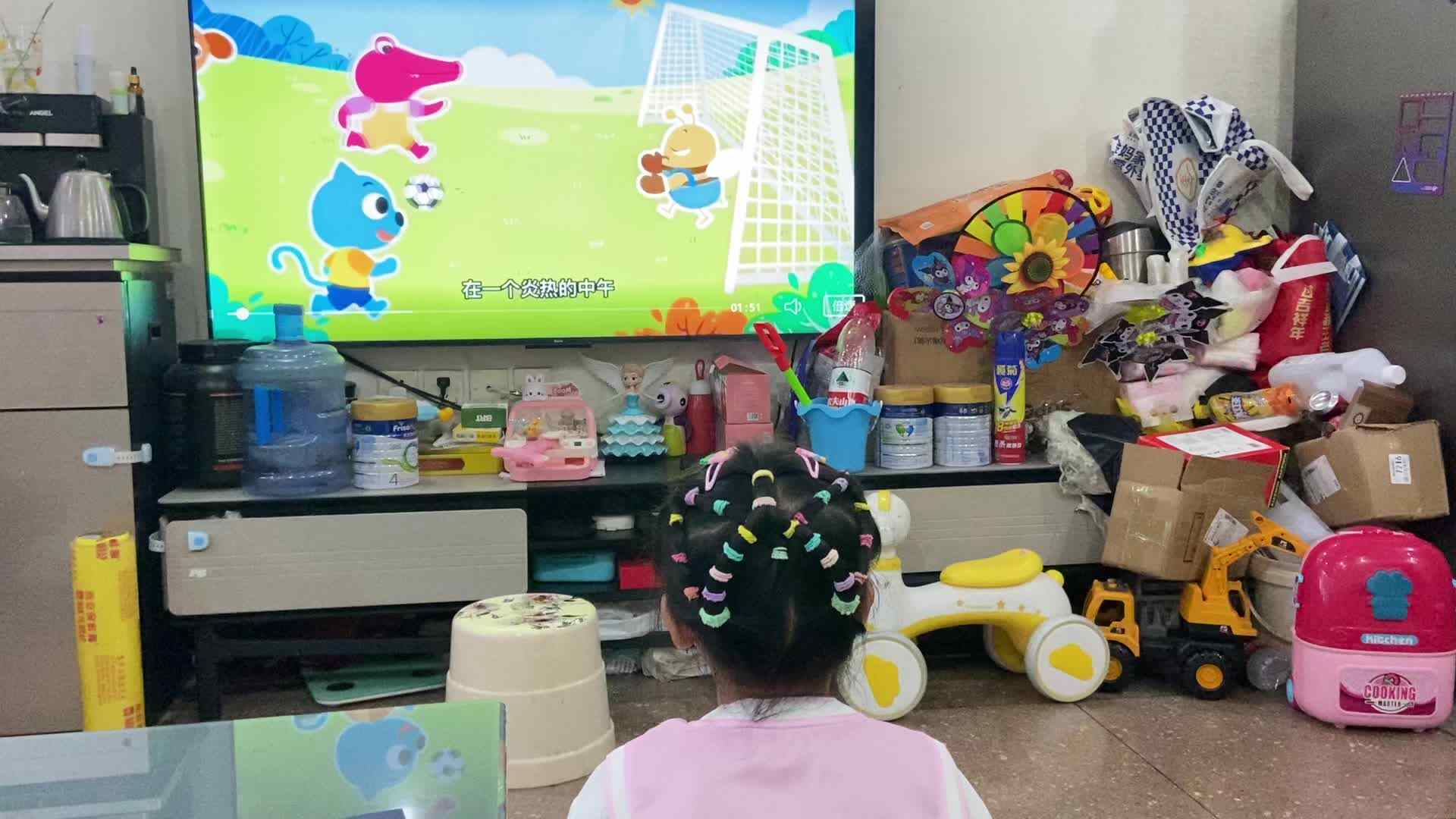 中A班2025.6.20张艺涵-安全知识观看.mov