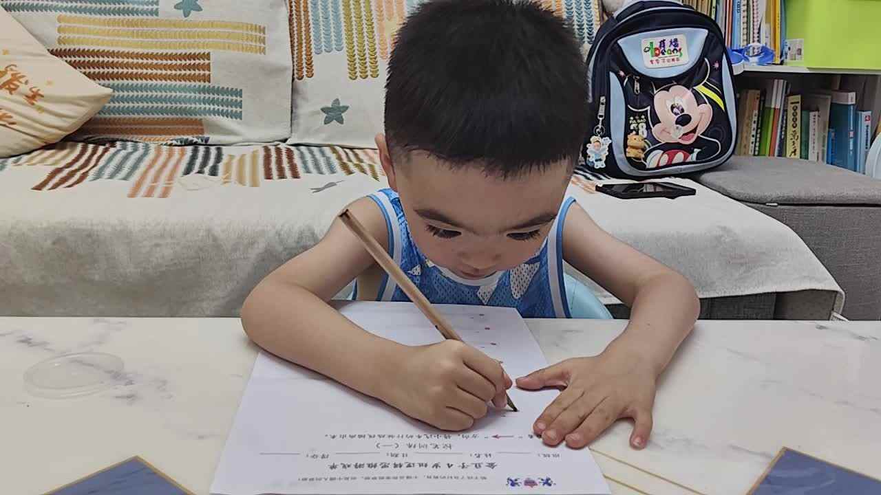中A班蒋熠_20250703  控笔练习.mp4